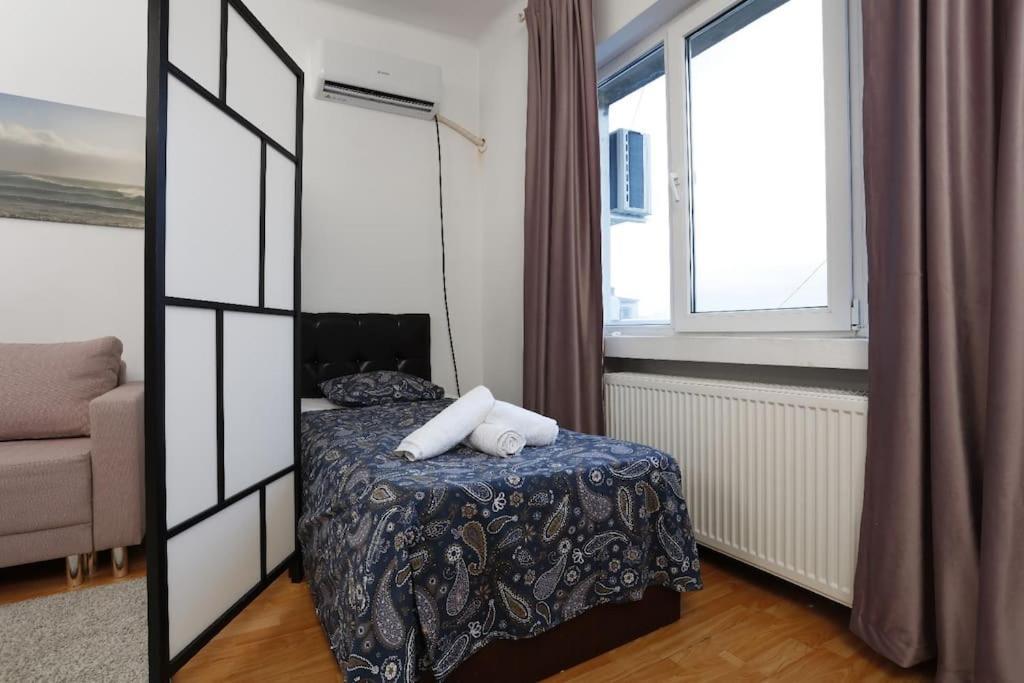 3 Bdrm Apartment In City Center Bucureşti Exterior foto
