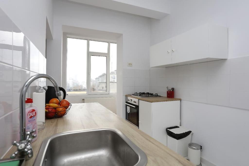 3 Bdrm Apartment In City Center Bucureşti Exterior foto